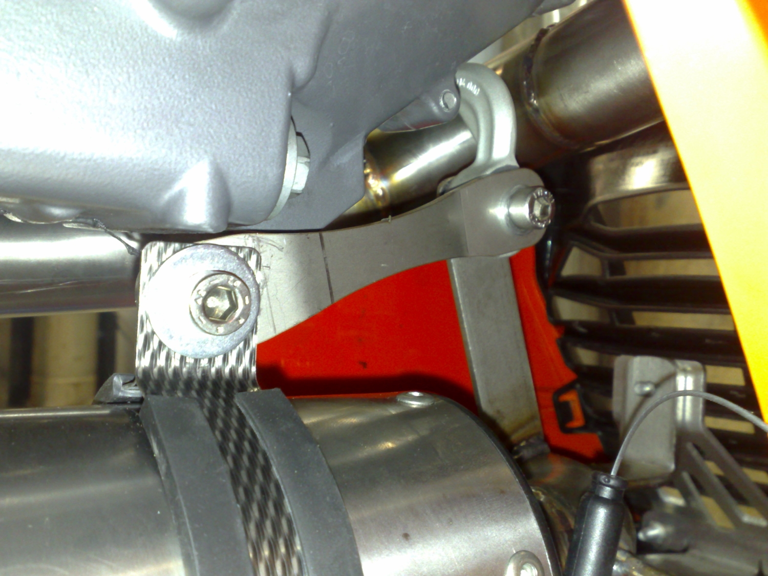 Escape compatible con Ktm Duke 690 2008-2011, Gpe Ann. titanium, Escape completo homologado y legal,con catalizador incluido db killer extraíble 