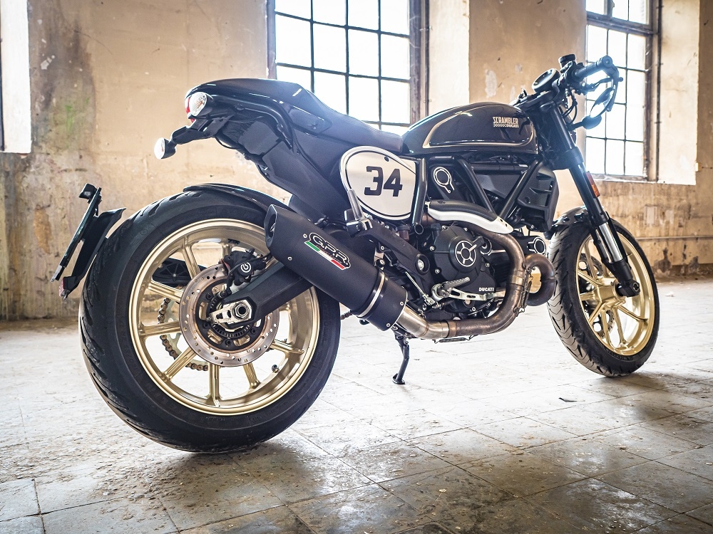 Escape compatible con Ducati Scrambler 800 2017-2020, Furore Evo4 Nero, Escape legal, homologado, silenciador con catalizador, db killer desmontable y tubo de conexión específico 