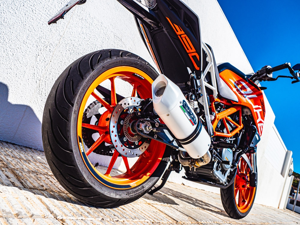 Escape compatible con Ktm Duke 390 2017-2020, Albus Evo4, Escape legal, homologado, silenciador con db killer desmontable y tubo de conexión específico 