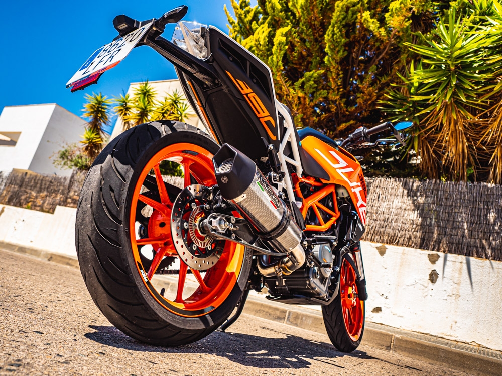 Escape compatible con Ktm Rc 390 2017-2020, GP Evo4 Poppy, Escape legal, homologado, silenciador con db killer desmontable y tubo de conexión específico 