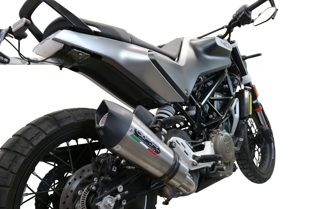 Escape compatible con Husqvarna Svartpilen 401 2021-2023, GP Evo4 Titanium, Escape legal, homologado, silenciador con db killer desmontable y tubo de conexión específico 