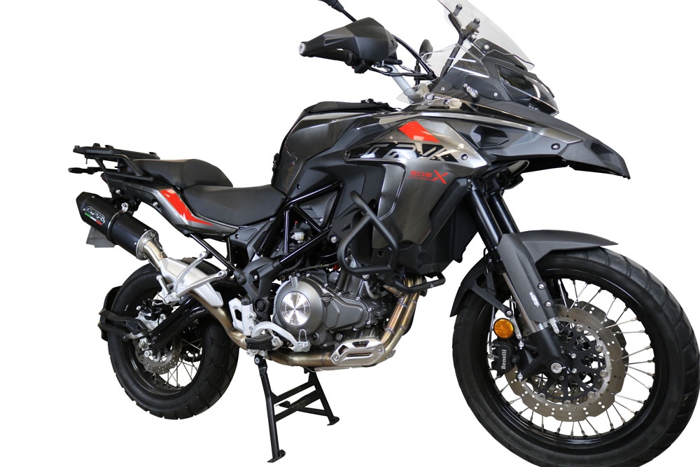 Escape compatible con Benelli Trk 502 X 2021-2024, Furore Evo4 Nero, Escape legal, homologado, silenciador con db killer desmontable y tubo de conexión específico 