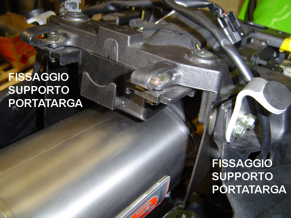 Escape compatible con Kawasaki Zx-6R 2005-2006, Deeptone Inox, Escape legal, homologado, silenciador con db killer desmontable y tubo de conexión específico 
