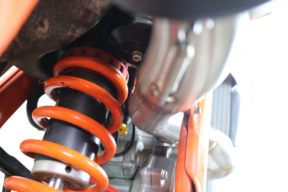 Escape compatible con Ktm SX-F 450 2016-2018, Furore Nero, Escape completo racing, incluyendo colector y db killer desmontable, sin homologación 