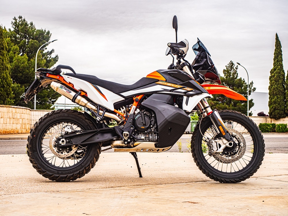 Escape compatible con Ktm SMT 890 2023-2024, Deeptone Inox, Escape legal, homologado, silenciador con db killer desmontable y tubo de conexión específico 