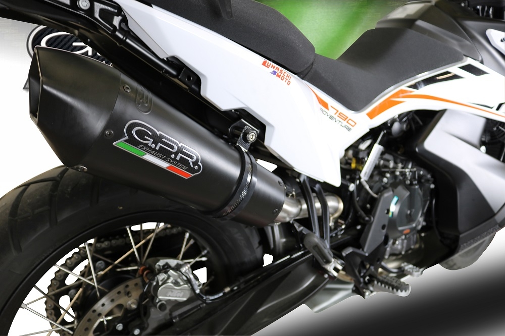 GPR escape compatible con  Ktm Adventure 790 2018-2020, New Grand Prix Evo Black Titanium, Escape legal, homologado, silenciador con db killer desmontable y tubo de conexión específico 