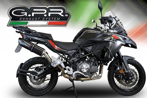 Escape compatible con Benelli Trk 502 X 2021-2024, Furore Evo4 Nero, Escape legal, homologado, silenciador con db killer desmontable y tubo de conexión específico 