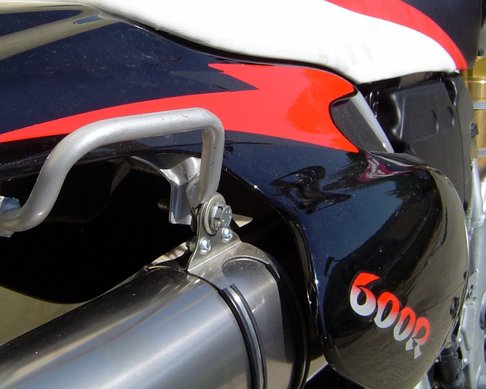 Escape compatible con Yamaha Tt 600 R - Tt 600 E 1998-2004, Furore Nero, Escape legal, homologado, silenciador con db killer desmontable y tubo de conexión específico 
