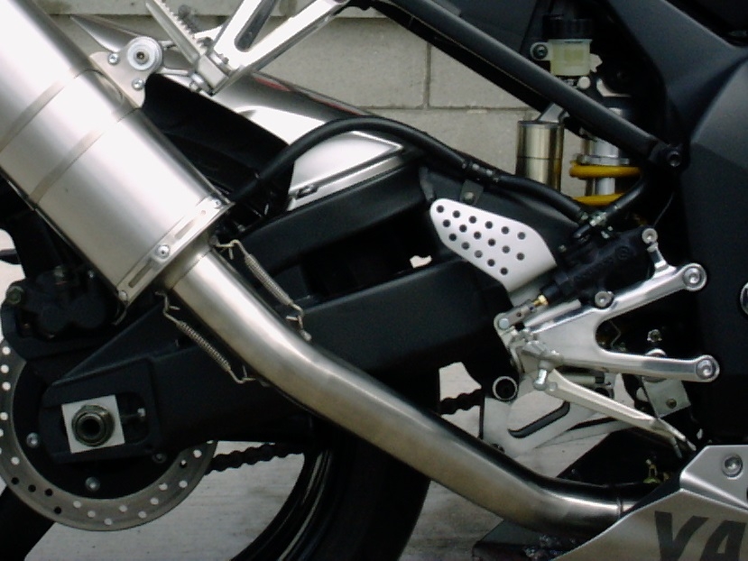 Escape compatible con Yamaha Yzf 1000 R1 2002-2003, Albus Ceramic, Escape legal, homologado, silenciador con db killer desmontable y tubo de conexión específico 