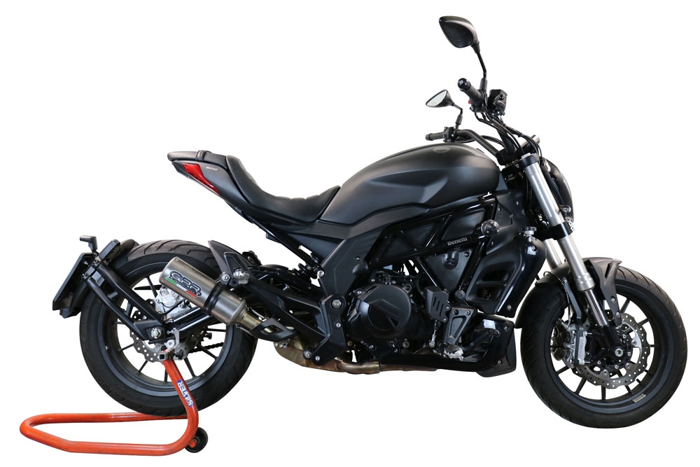 Escape compatible con Benelli 502 C 2021-2024, M3 Inox , Escape legal, homologado, silenciador con db killer desmontable y tubo de conexión específico 