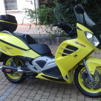 Escape compatible con Malaguti Spidermax 500 GT 2004-2011, Power Bomb, Escape legal, homologado, silenciador con db killer desmontable y tubo de conexión específico 