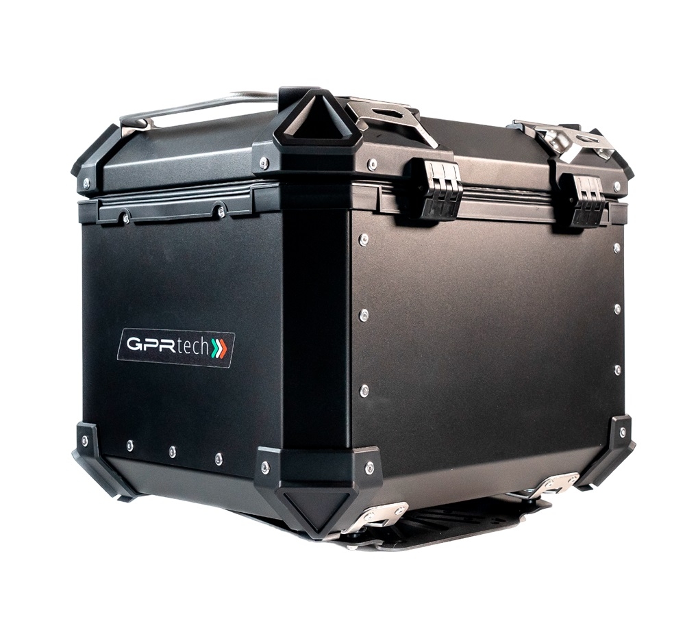GPR TECH BAUL ALPI-TECH 45 LT. NEGRO Baúl superior en aluminio, color negro con placa universal incluida Capacidad Litros 45