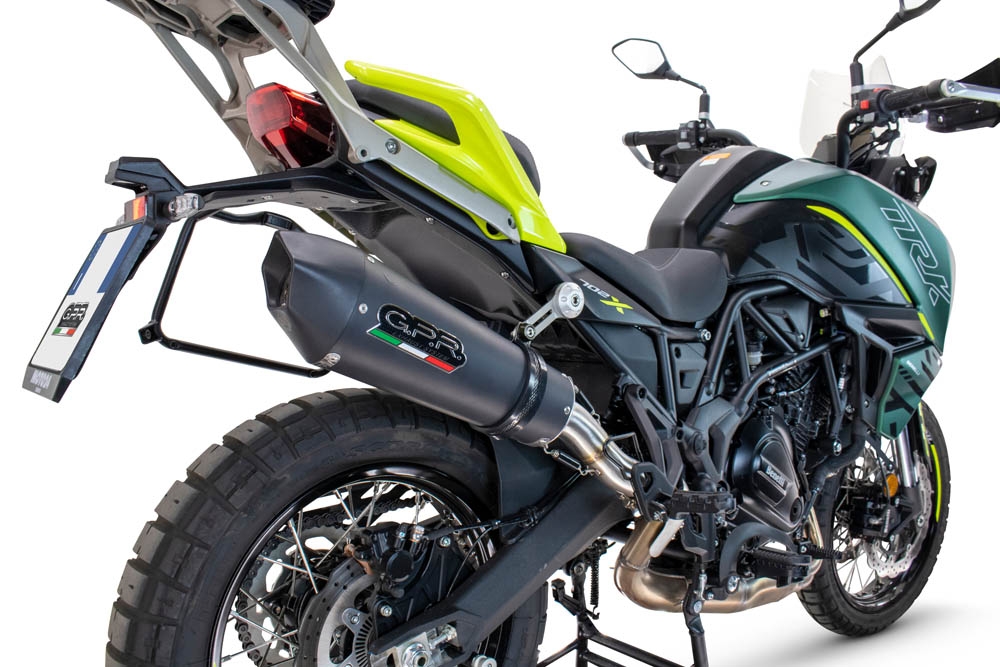 Escape compatible con Benelli Trk 702 2023-2024, GP Evo4 Black Titanium, Escape legal, homologado, silenciador con db killer desmontable y tubo de conexión específico 