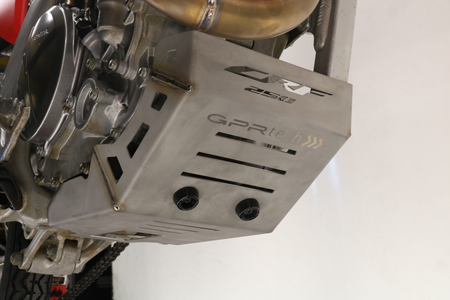 Protección del motor en titanio GPR TECH compatible con  Royal Enfield Scram 411 2022/2023