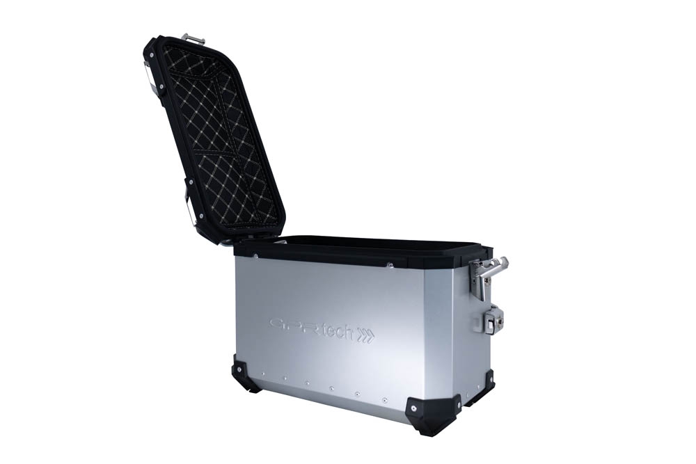 Par de maletas laterales en aluminio color plata con portaequipajes específico GPR TECH compatible con  Kawasaki Versys 650 2017/2020 e4