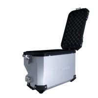 Par de maletas laterales en aluminio con lado derecho contorneado, color plata con portaequipajes específico GPR TECH compatible con  Bmw F 800 Gs 2024/2025 e5