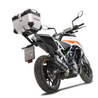Baúl en aluminio color plata, incluye portaequipajes específico de aluminio y placa especifica de acero. Baúl GPR TECH compatible con  Zontes E 350 2023/2024