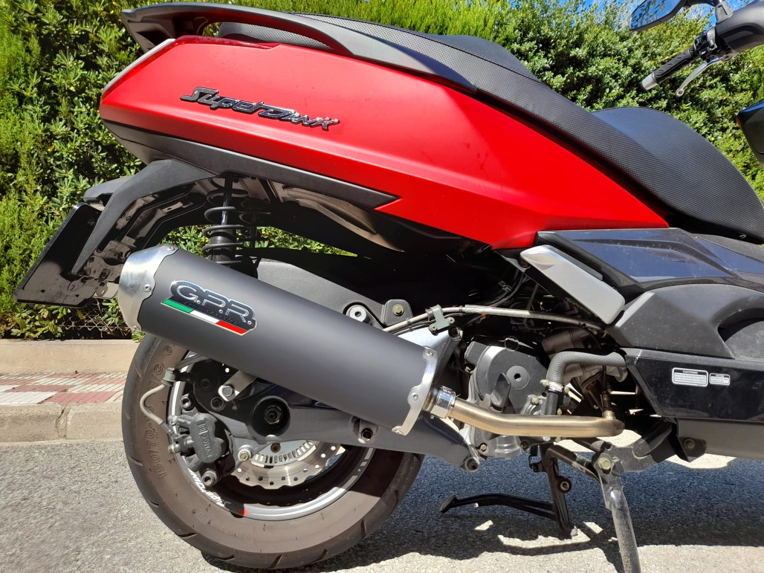 Escape compatible con Kymco Downtown 125 2021-2023, Evo4 Road, Escape completo homologado y legal,con catalizador incluido db killer extraíble 