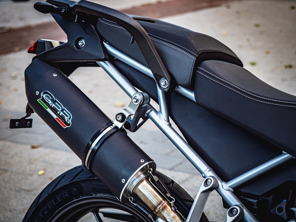 Escape compatible con Triumph Tiger 850 2020-2024, Furore Evo4 Nero, Escape legal, homologado, silenciador con db killer desmontable y tubo de conexión específico 