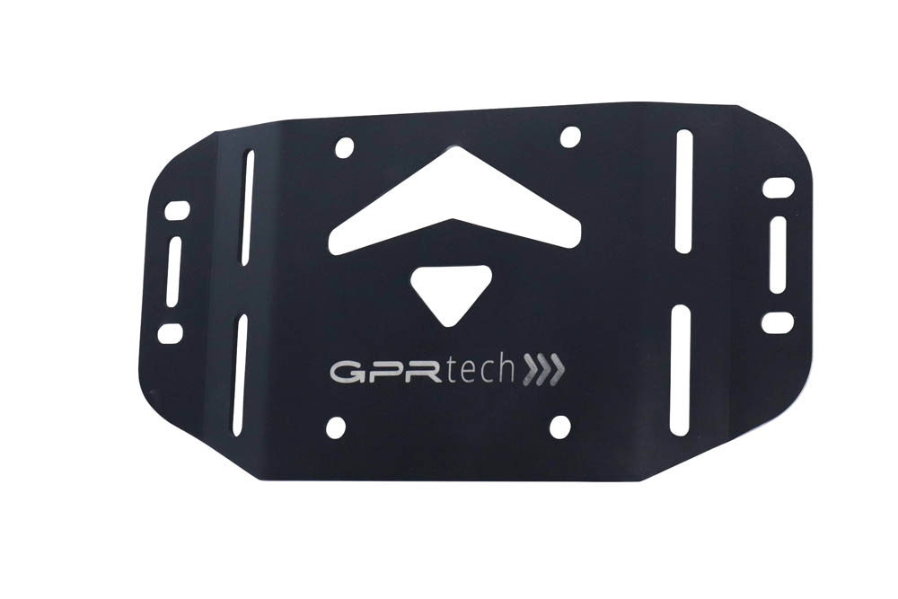 Baúl en aluminio color plata con placa específica incluida Baúl GPR TECH compatible con  Kawasaki Gtr 1400 2017/2018