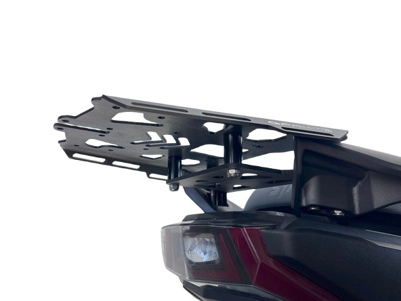 Baúl GPR TECH compatible con  Sym ADX 300 2024/2026 e5 Plus Baúl Alpi-Tech en aluminio, color negro con placa específica incluida Capacidad Litros 26