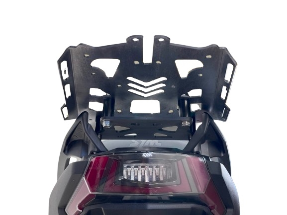 Baúl GPR TECH compatible con  Sym ADX 300 2024/2026 e5 Plus Baúl Alpi-Tech en aluminio, color negro con placa específica incluida Capacidad Litros 26