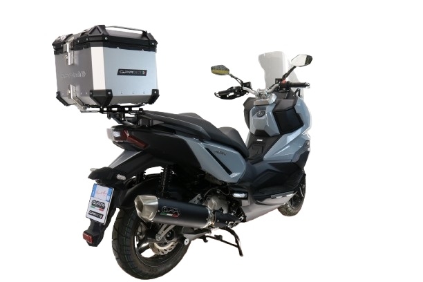 Baúl GPR TECH compatible con  Sym ADX 300 2024/2026 e5 Plus Baúl Alpi-Tech en aluminio color plata con placa específica incluida Capacidad Litros 35