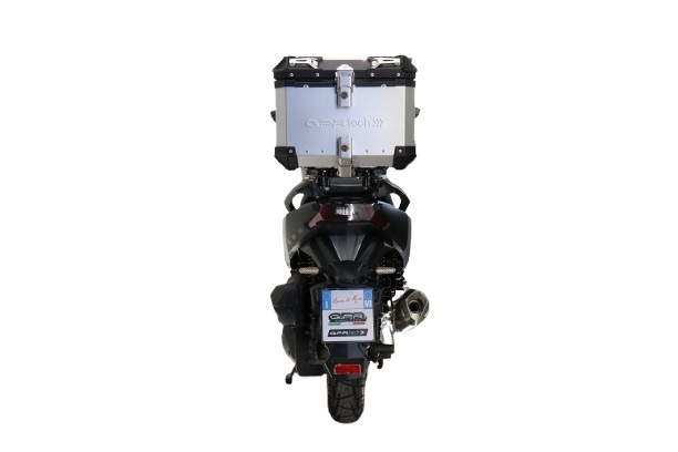 Baúl GPR TECH compatible con  Sym ADX 300 2024/2026 e5 Plus Baúl Alpi-Tech en aluminio color plata con placa específica incluida Capacidad Litros 35