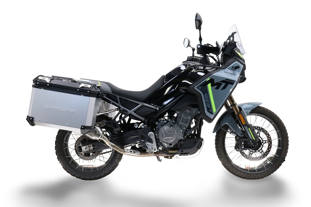 GPR TECH compatible con  Cf Moto 450MT 2023/2025 Euro5 Plus Par de maletas laterales en aluminio con lado derecho contorneado, color plata con portaequipajes específico Capacidad 38 LT. + 32 LT.