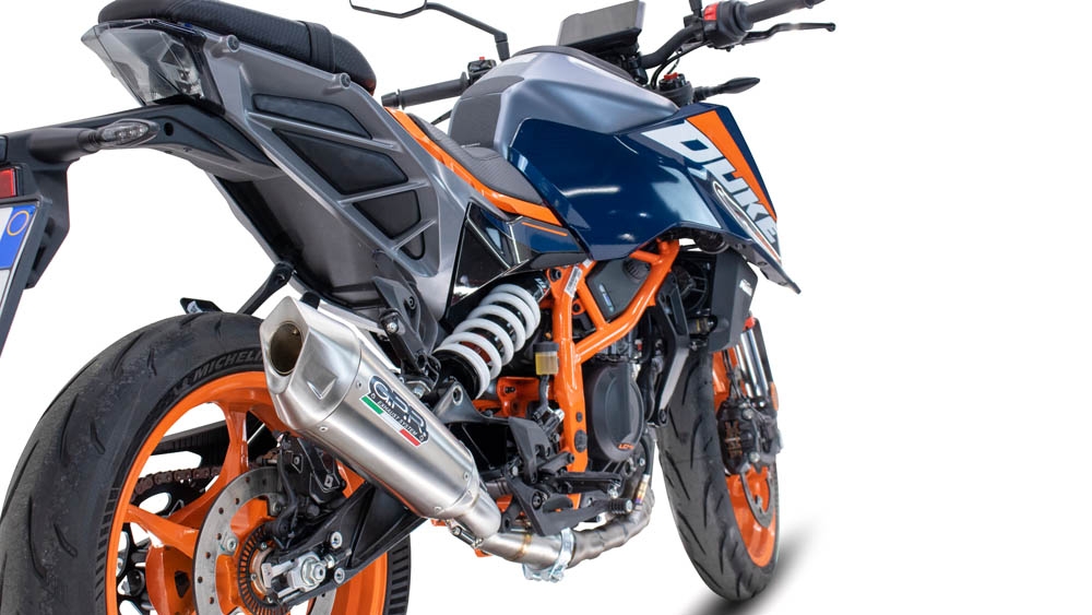 Escape compatible con Ktm Duke 250 2024-2025, GP-Revo Titanium, Escape legal, homologado, silenciador con db killer desmontable y tubo de conexión específico 