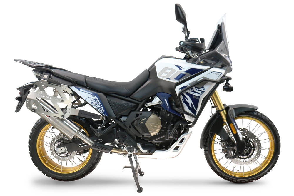 GPR TECH compatible con  Voge DS 800 Rally 2025/2026 Par de maletas laterales en aluminio con lado derecho contorneado, color plata con portaequipajes específico TECH-EVO  Capacidad 38 LT. + 32 LT.