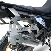 GPR TECH compatible con  Voge DS 800 Rally 2025/2026 Par de maletas laterales en aluminio con lado derecho contorneado, color plata con portaequipajes específico TECH-EVO  Capacidad 38 LT. + 32 LT.